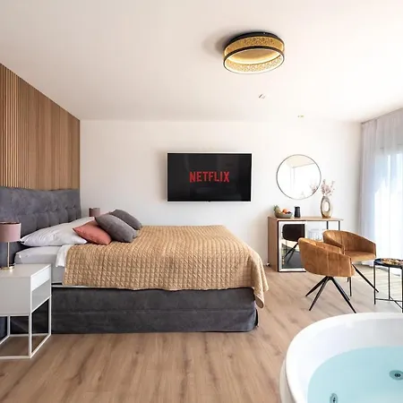 Romantic Luxury Oasis For Couples Near The * Pomer