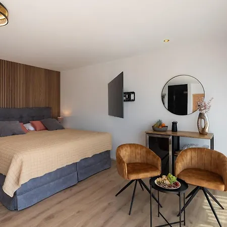 Romantic Luxury Oasis For Couples Near The * Pomer